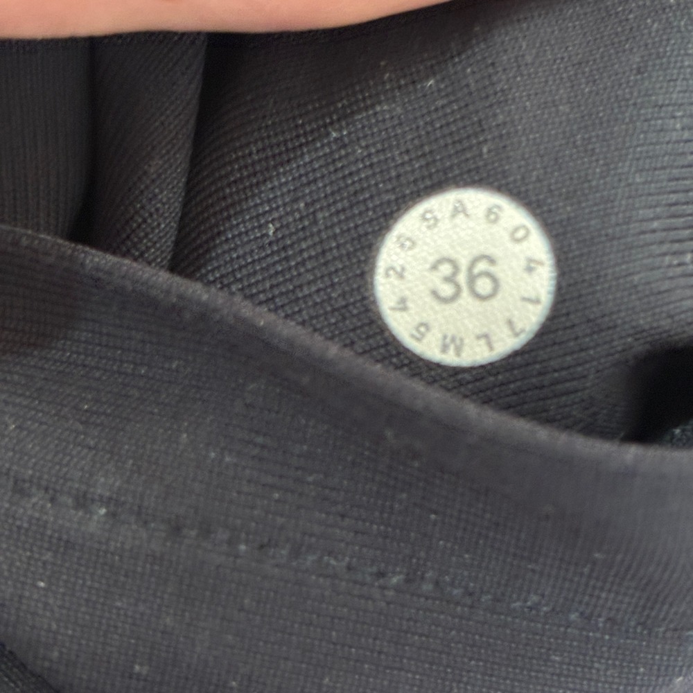 Lululemon Commission Pant Mens 36 Black Slim Fit Tech Chino Trousers - Picture 9 of 11